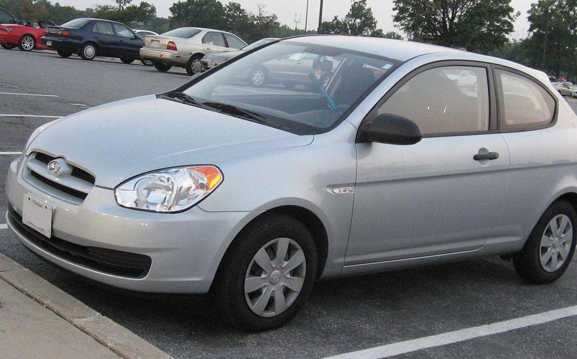 Accent Hatchback Hyundai Specification 2006