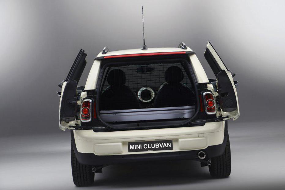 One Clubvan MINI used sedan
