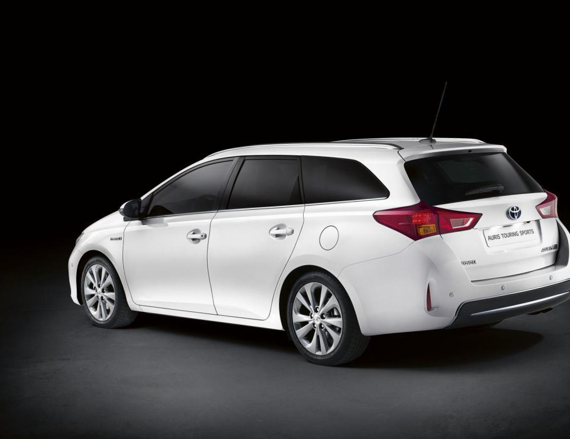 Toyota Auris Touring Sports new coupe