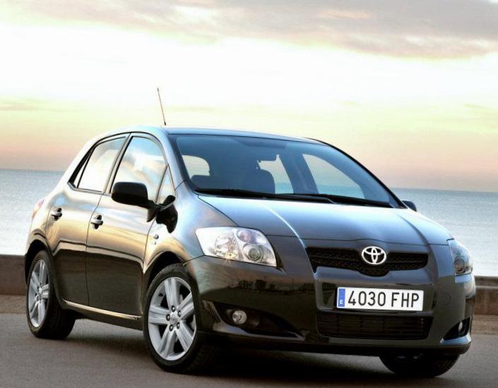 Toyota Auris lease 2011