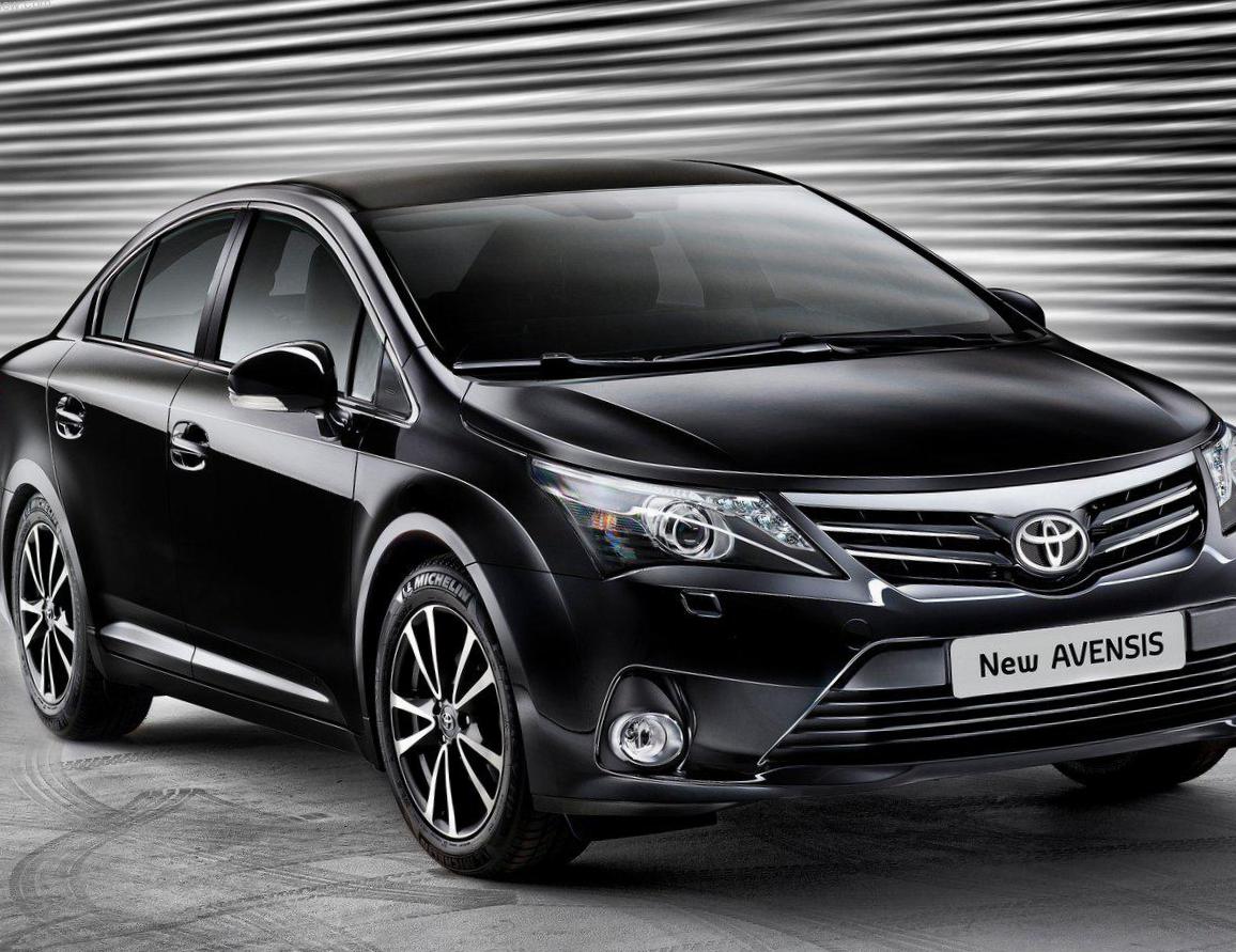 Avensis Toyota review 2013