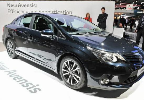Toyota Avensis concept 2013