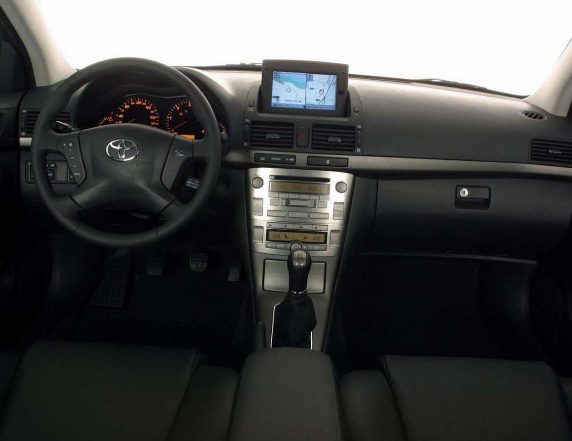 Toyota Avensis auto 2012