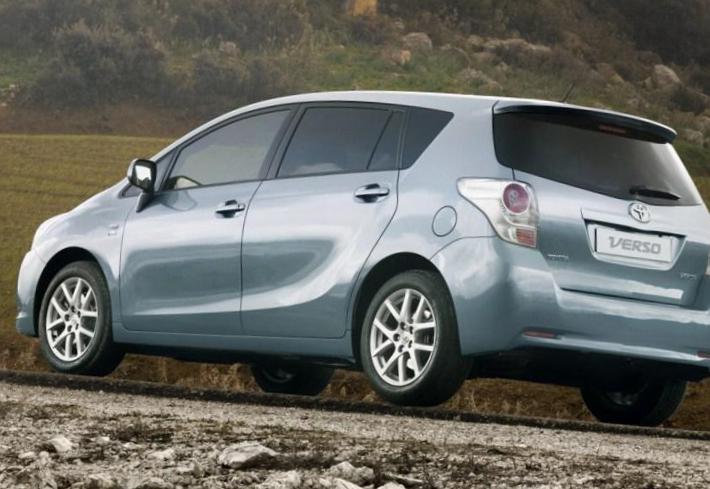 Verso Toyota review 2014