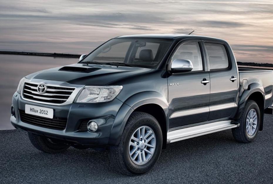 Toyota Hilux Extra Cab approved 2015