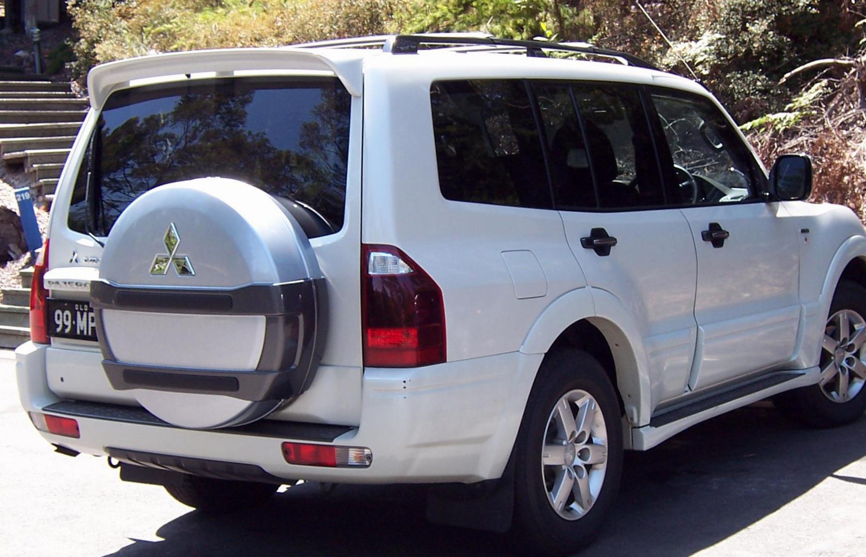 Pajero Wagon Mitsubishi lease van