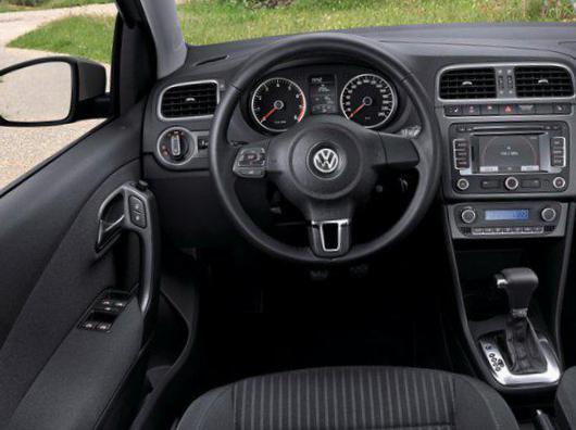 Polo 5 doors Volkswagen auto sedan