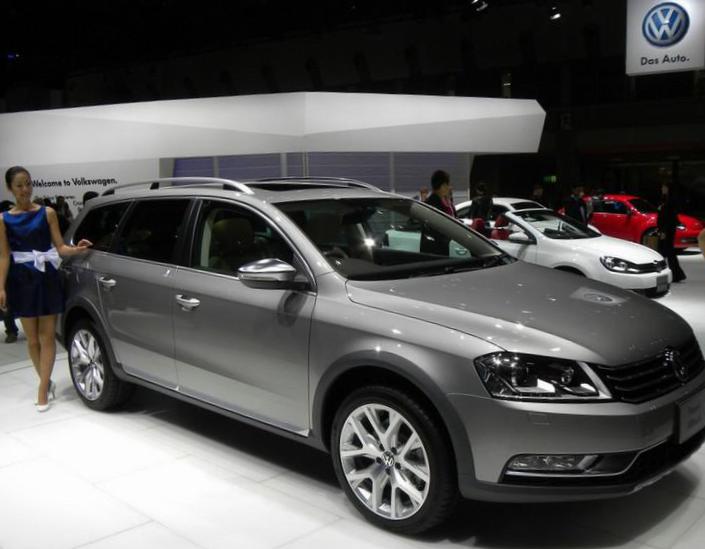 Volkswagen Passat Alltrack reviews 2012