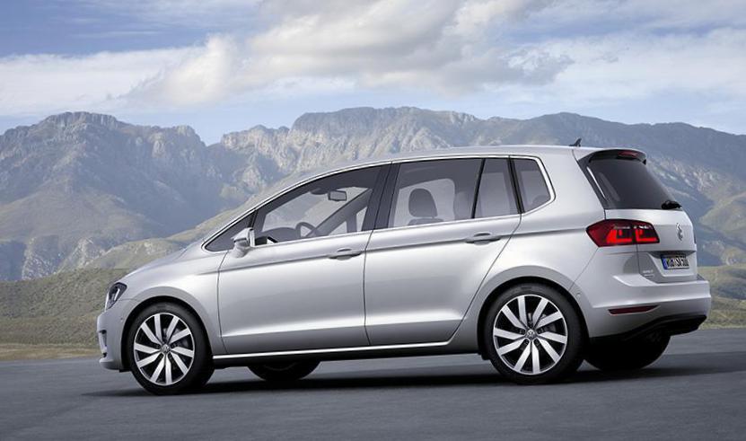 Golf Sportsvan Volkswagen review 2015