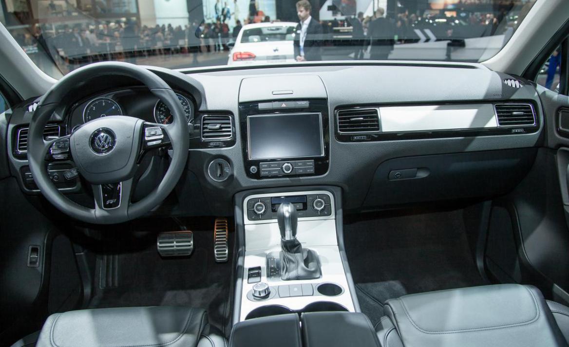 Touareg Volkswagen review 2012