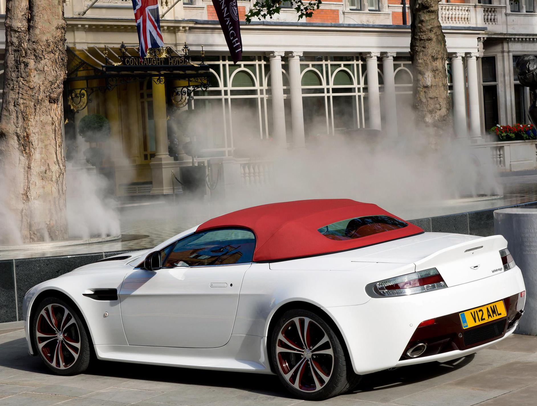 Aston Martin Vantage Roadster configuration 2012