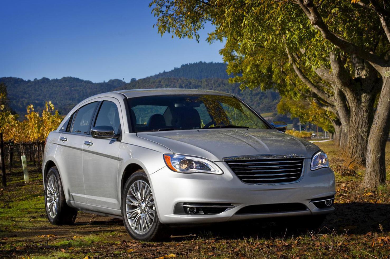 200 Chrysler Specifications 2011