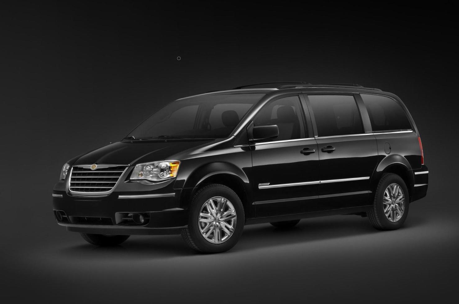 Chrysler Town & Country price 2011