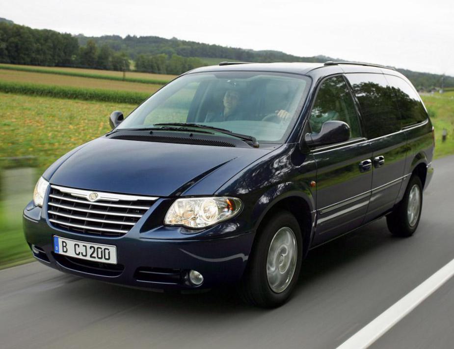 Chrysler Grand Voyager Photos and Specs. Photo Grand