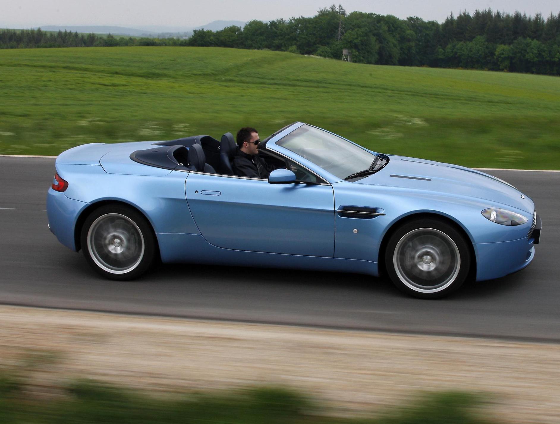 Aston Martin Vantage Roadster prices sedan