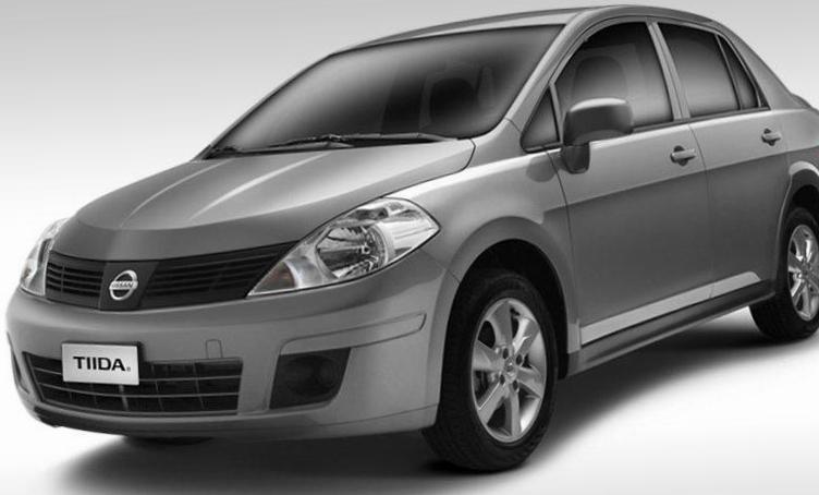 Tiida Nissan approved hatchback