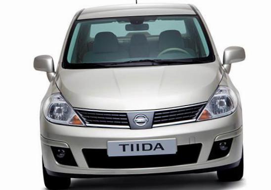 Nissan Tiida Sedan used hatchback