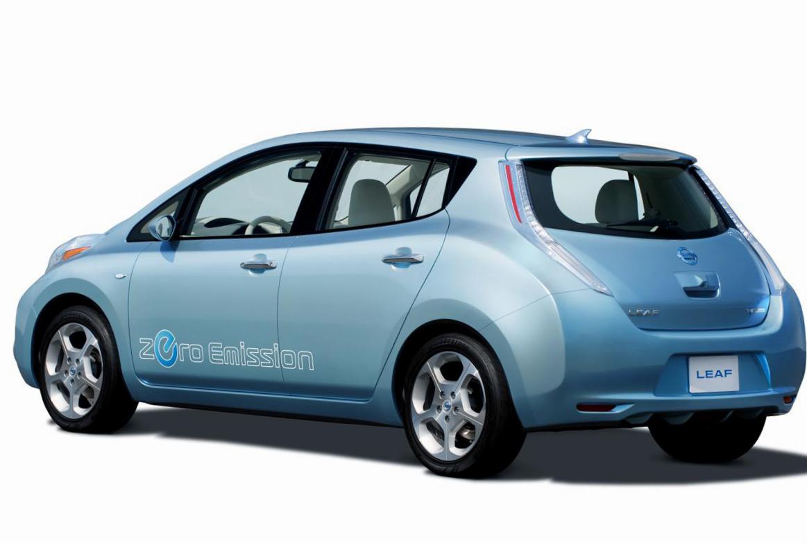 Leaf Nissan concept hatchback