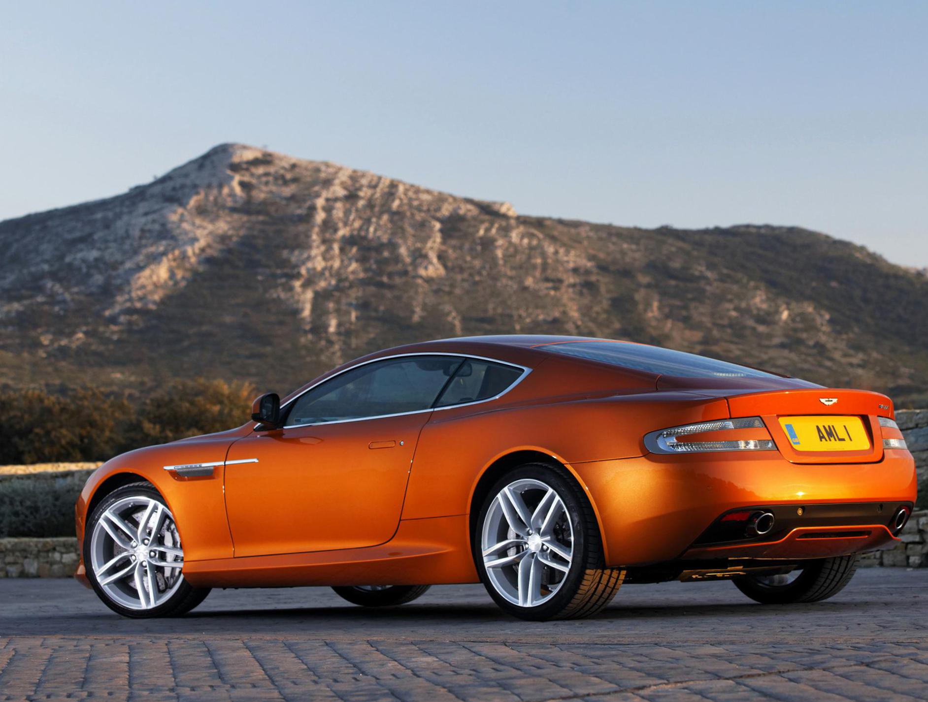 Virage Aston Martin review 2009