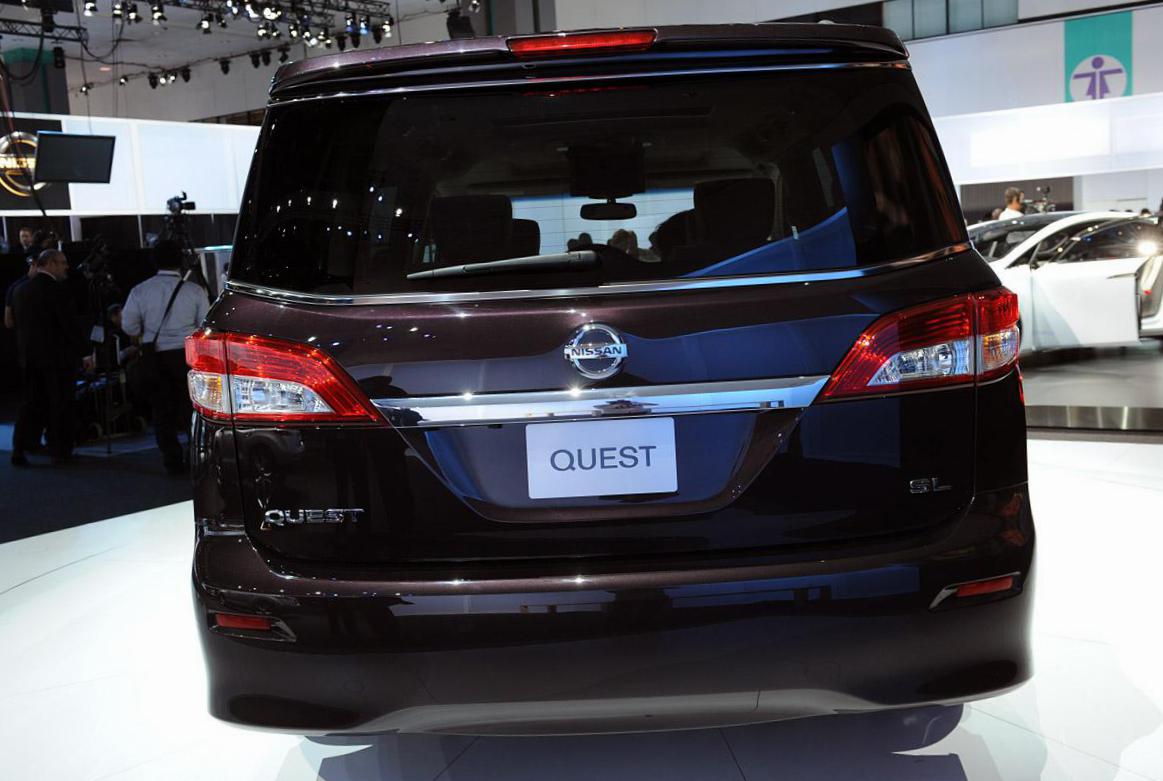 Quest Nissan Specification 2010