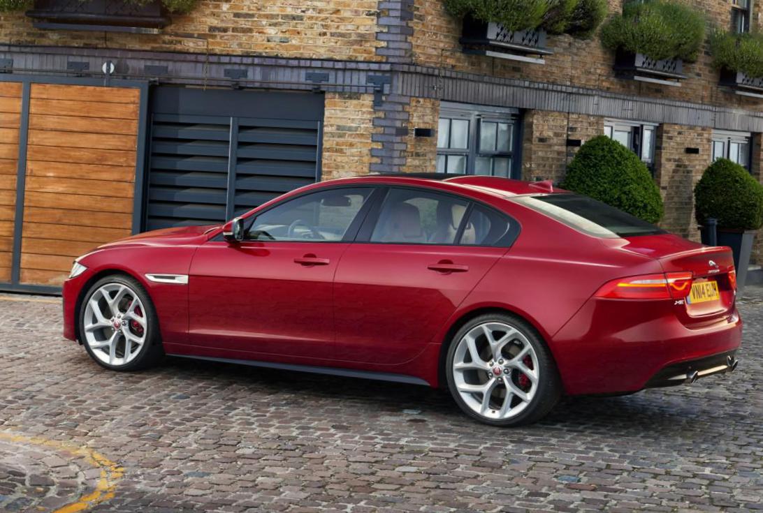 XE Jaguar price 2010