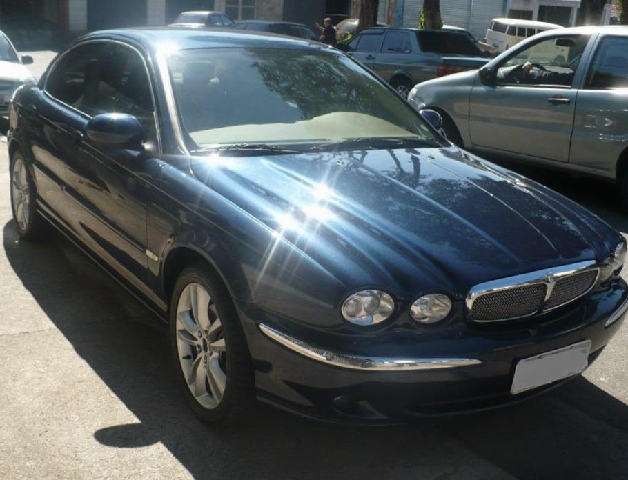 Jaguar X-TYPE spec 2012