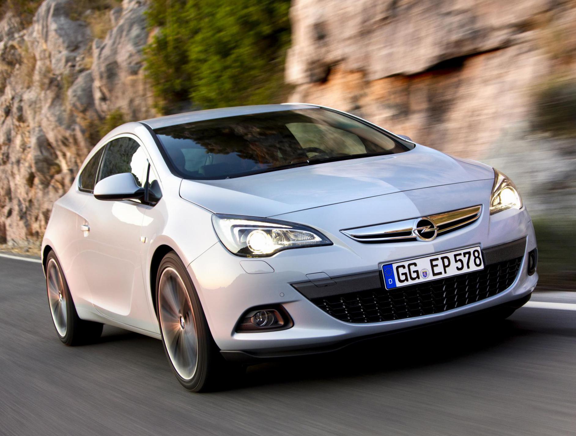 Opel Astra J GTC Photos and Specs. Photo Astra J GTC Opel used and 24