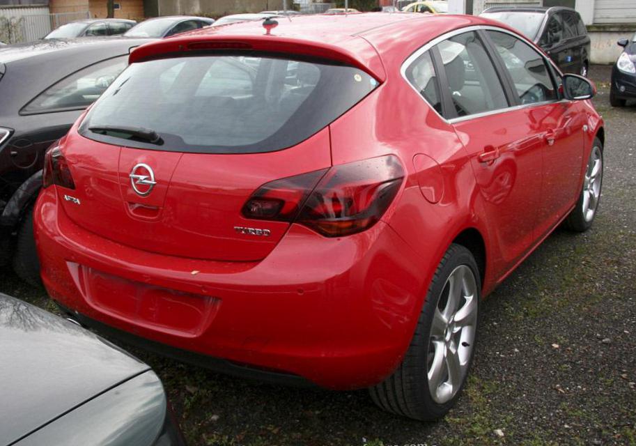 Opel Astra J Hatchback parts sedan