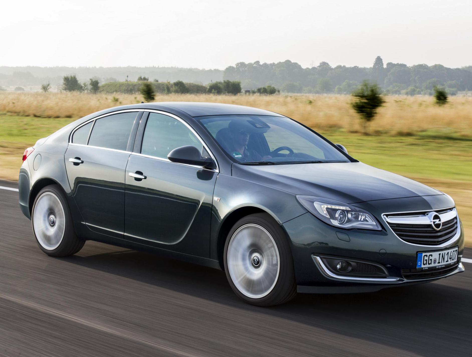 Opel Insignia Hatchback Characteristics 2015
