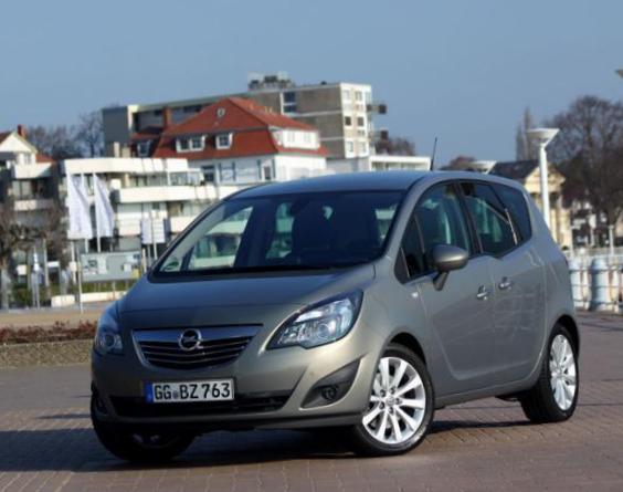 Opel Meriva B approved sedan