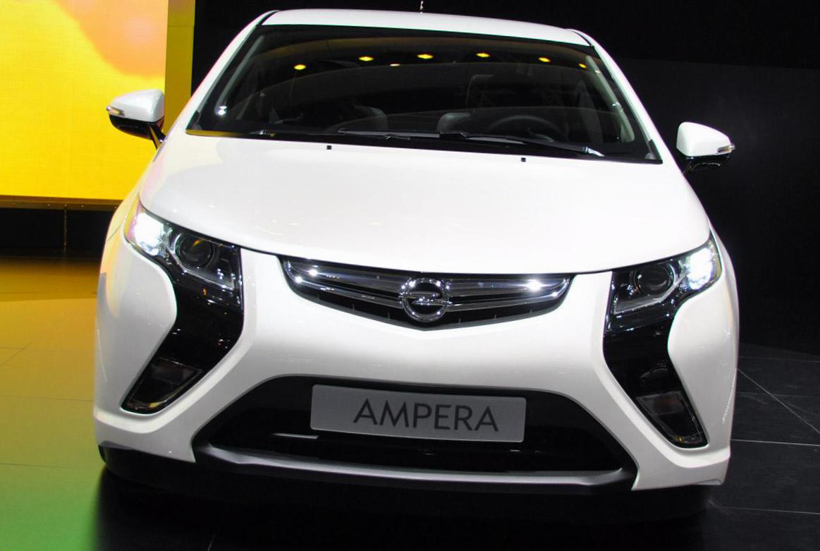 Ampera Opel approved liftback