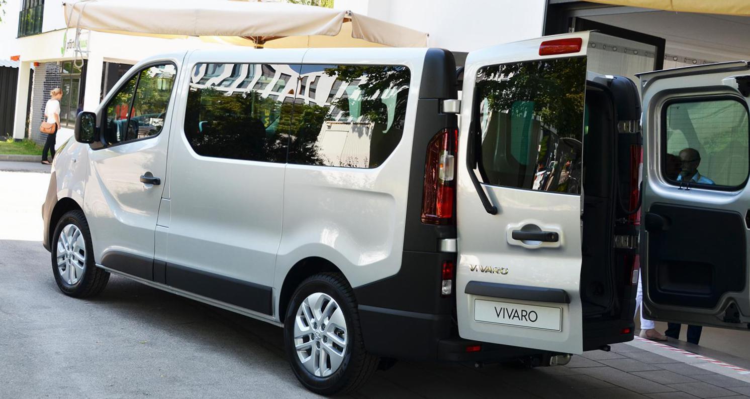 Opel Vivaro Combi approved wagon