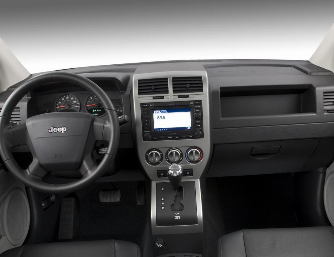 Jeep Compass models minivan