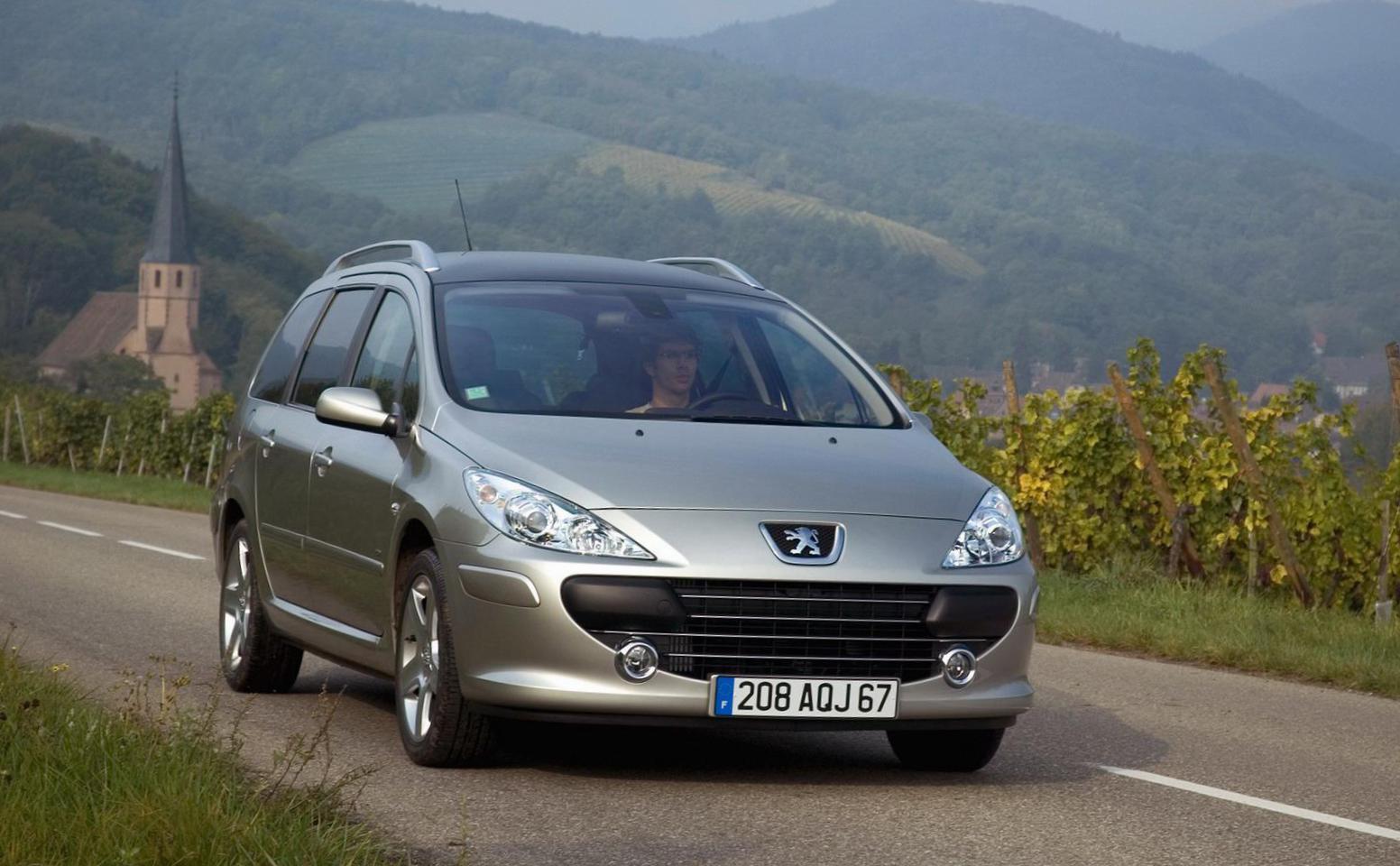 307 SW Peugeot reviews 2011