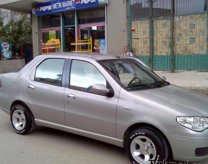Fiat Albea usa minivan