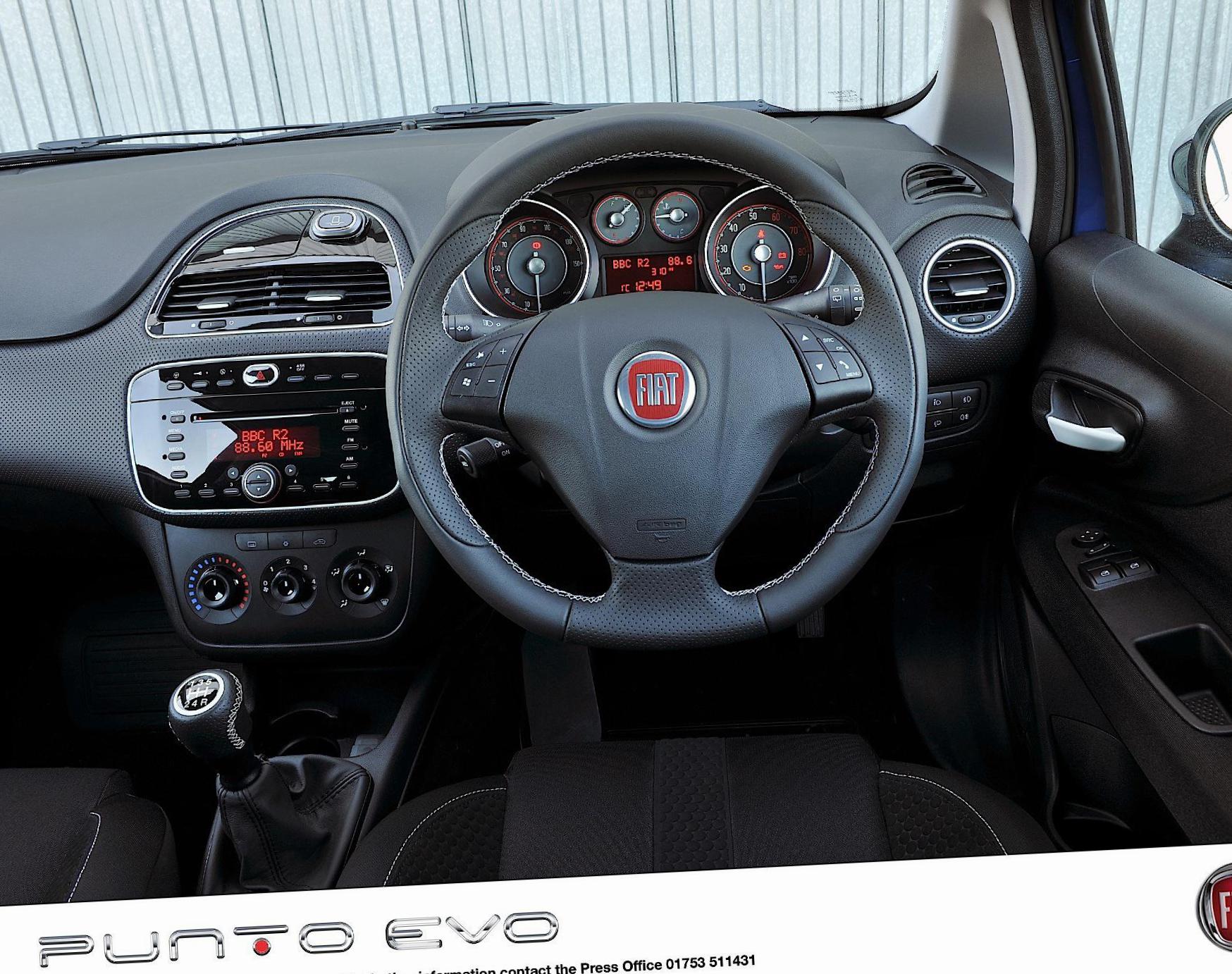 Punto Evo 5 doors Fiat cost hatchback