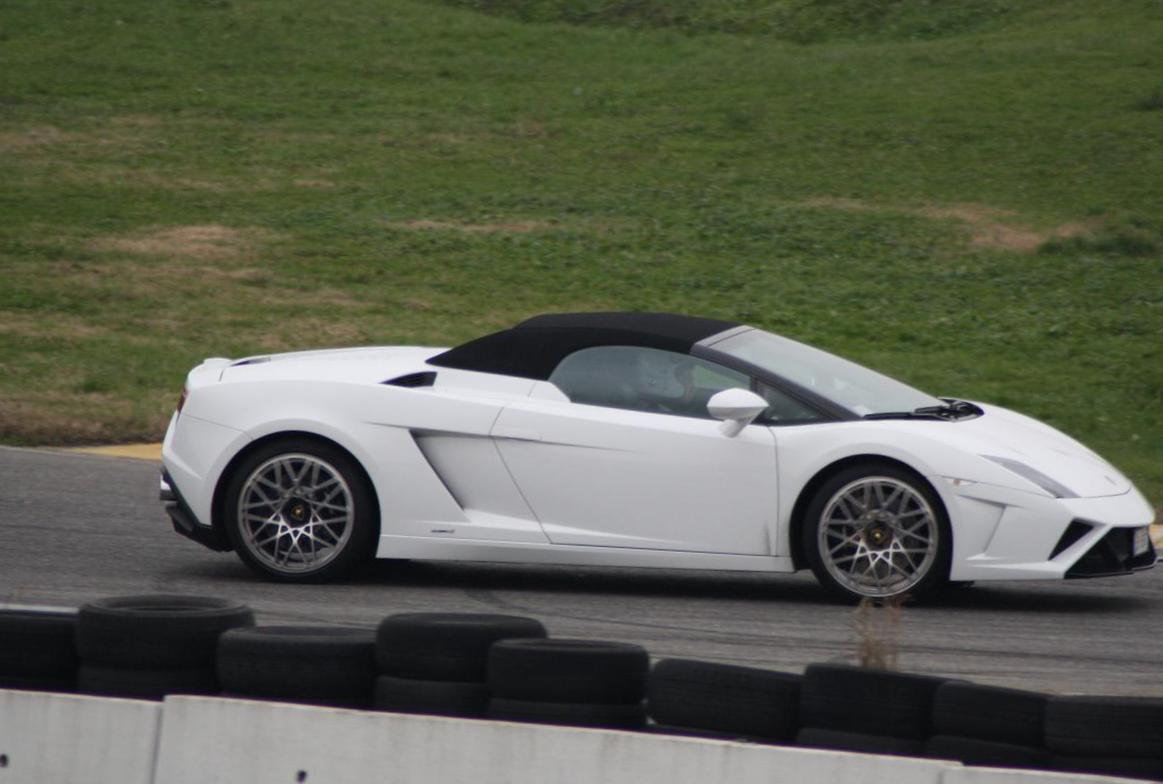 Lamborghini Gallardo LP 560-4 Spyder cost 2008