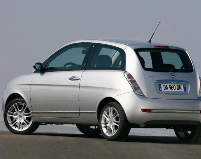Lancia Ypsilon Specifications 2009