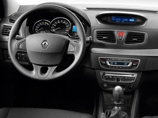 Clio 5 doors Renault how mach sedan