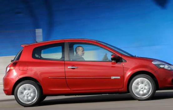 Clio 3 doors Renault Specifications hatchback