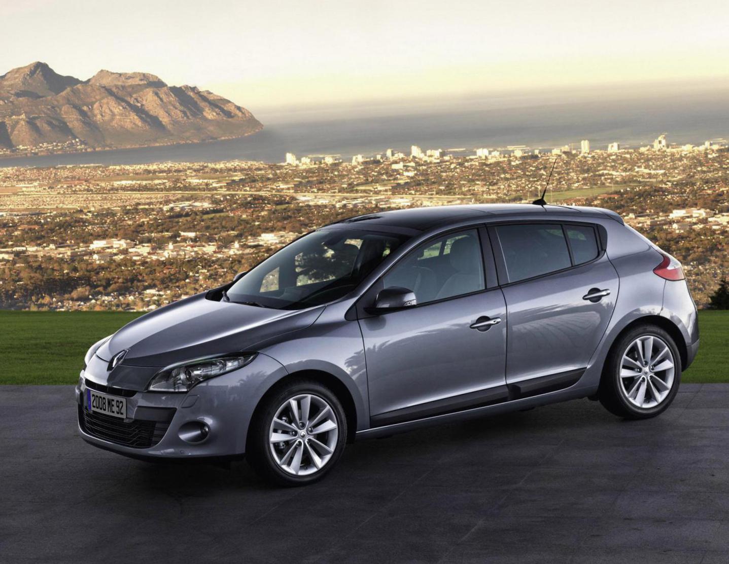 Renault Laguna Hatchback prices liftback
