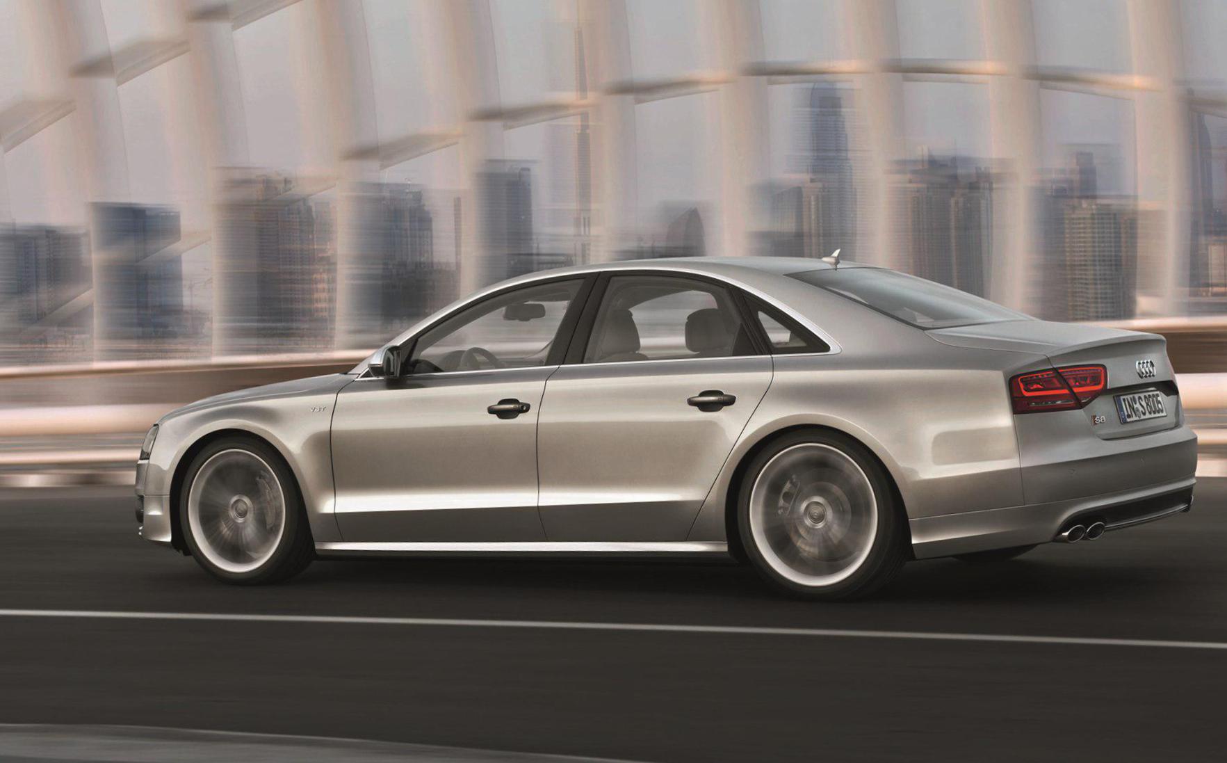 Audi S8 approved 2013