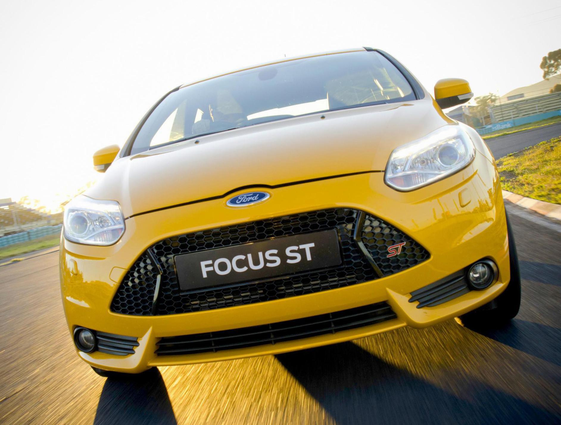 Focus ST 5 doors Ford spec 2014