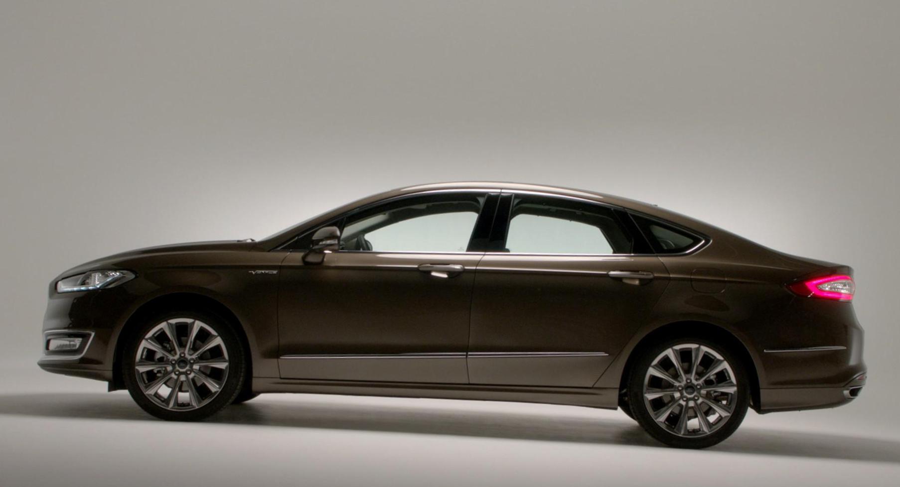 Mondeo Vignale Sedan Ford Specifications 2015