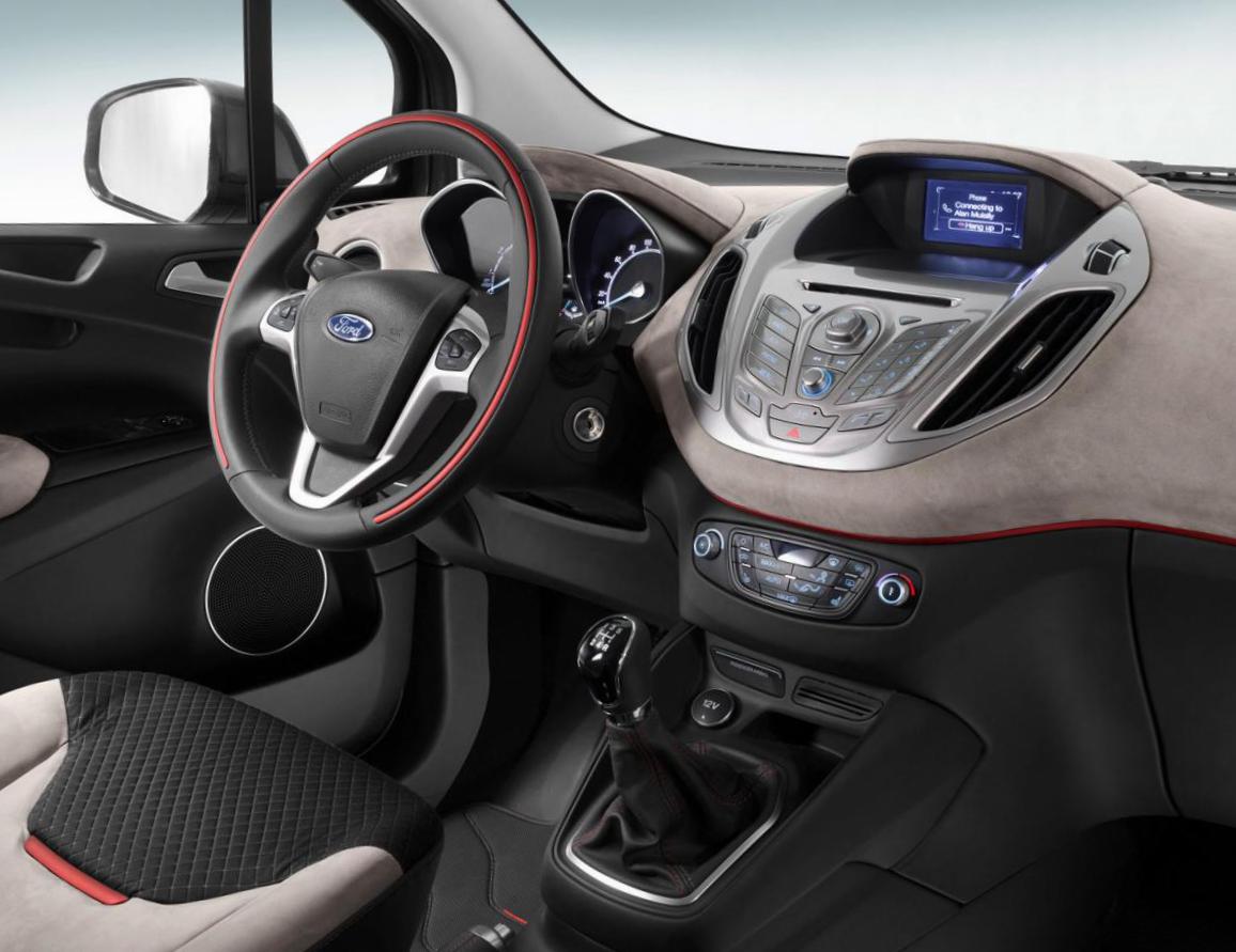 Tourneo Courier Ford configuration 2015