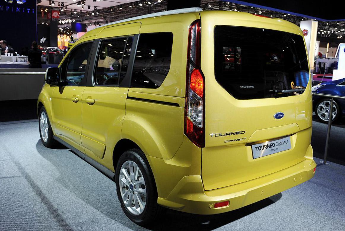 Ford Tourneo Connect approved hatchback