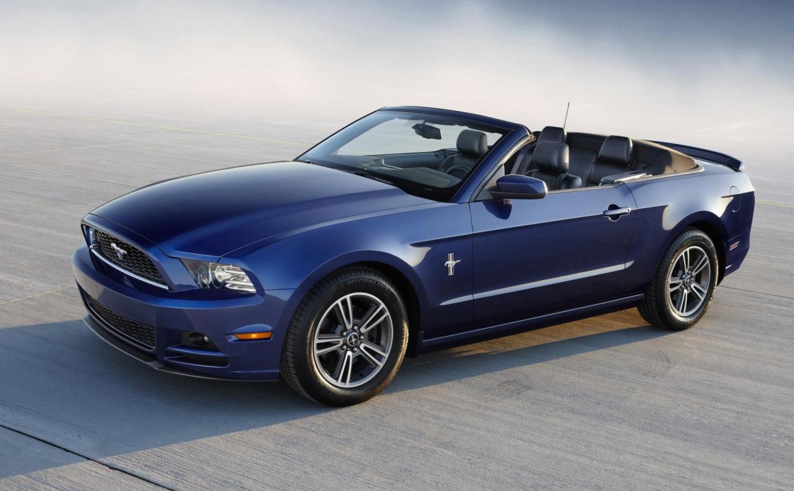Mustang Ford review 2014