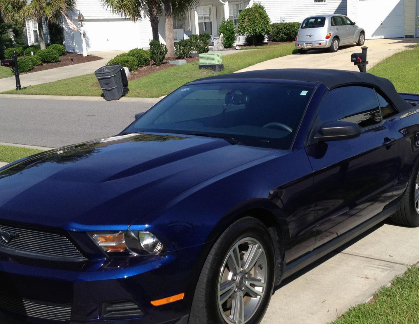Ford Mustang Convertible auto 2009