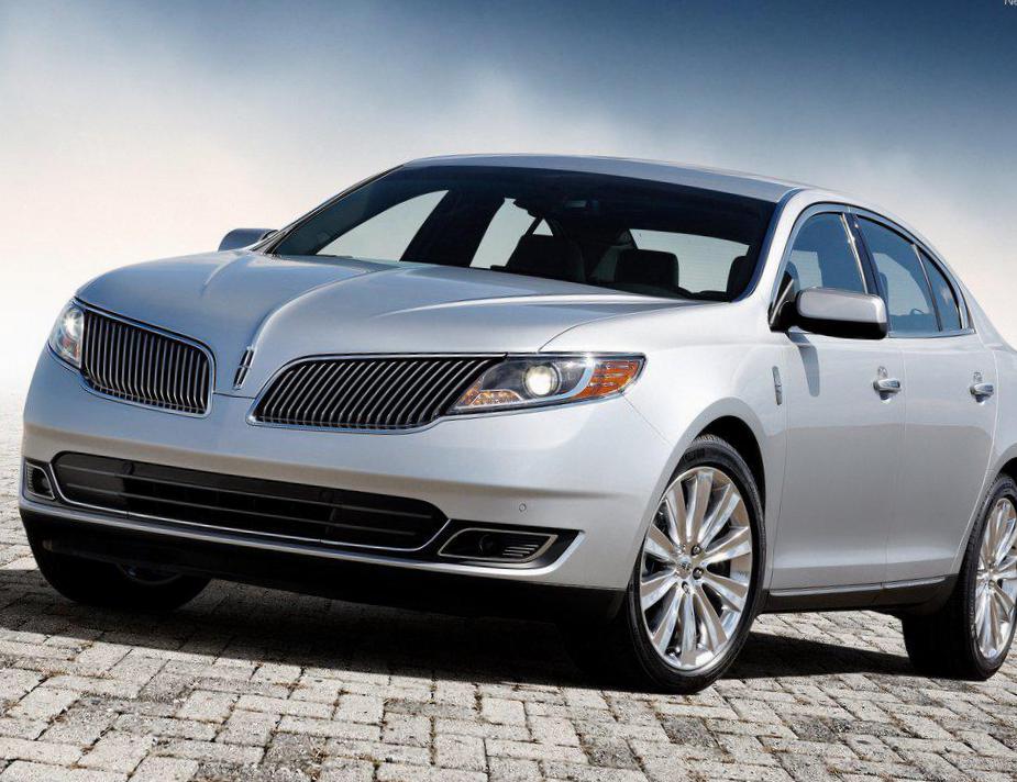 Lincoln MKS review 2014