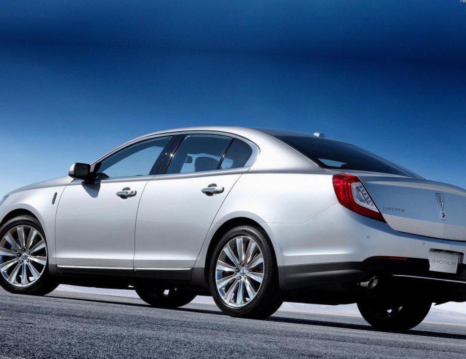 Lincoln MKS new 2012